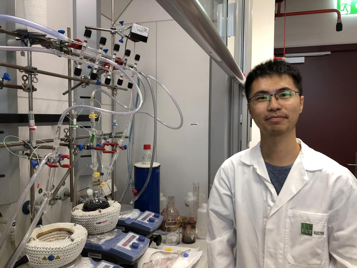 IST Austria postdoc Cheng Chang (Ibáñez group)