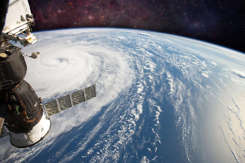 Using satellite images like this one of Hurricane Harvey, taken on the International Space Station (ISS), researchers are studying the climate on our warming planet. © Shutterstock/NASA Images
