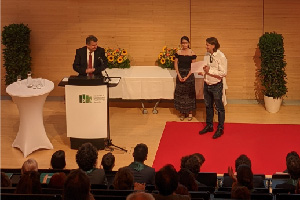 Anton Mellit receiving the 1st ISTA Alumni award