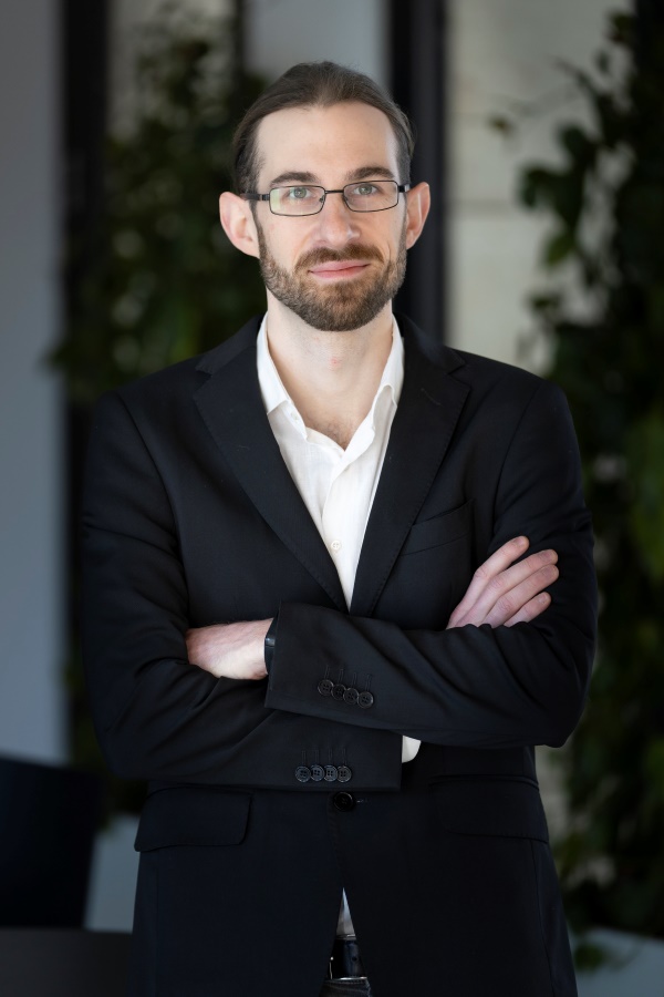 ISTA postdoc Jean-Yves Desaules.
