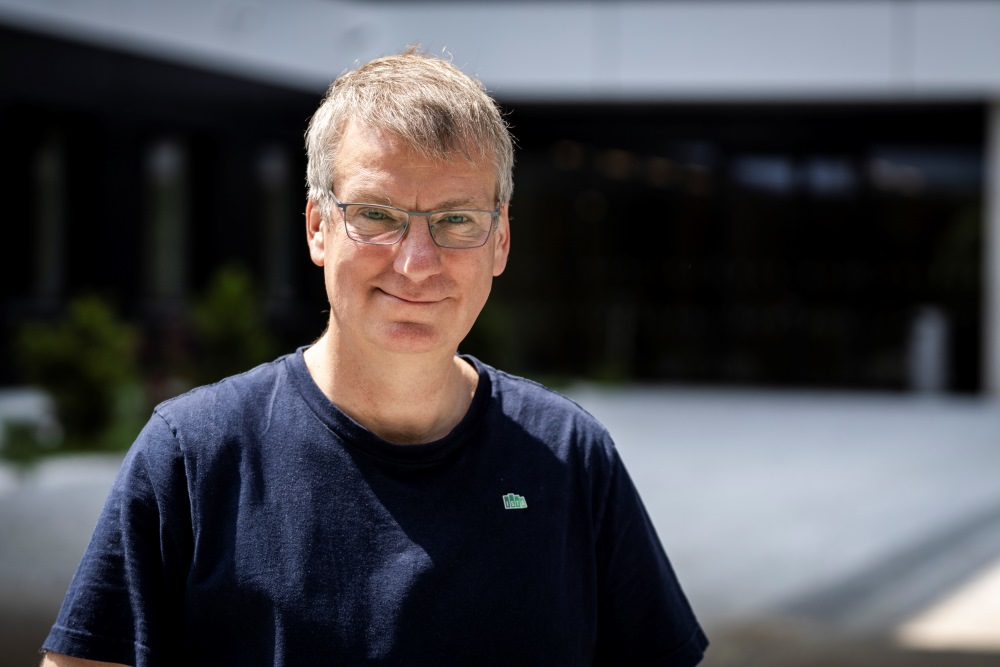 ISTA astrophysicist Prof. Zoltan Haiman.