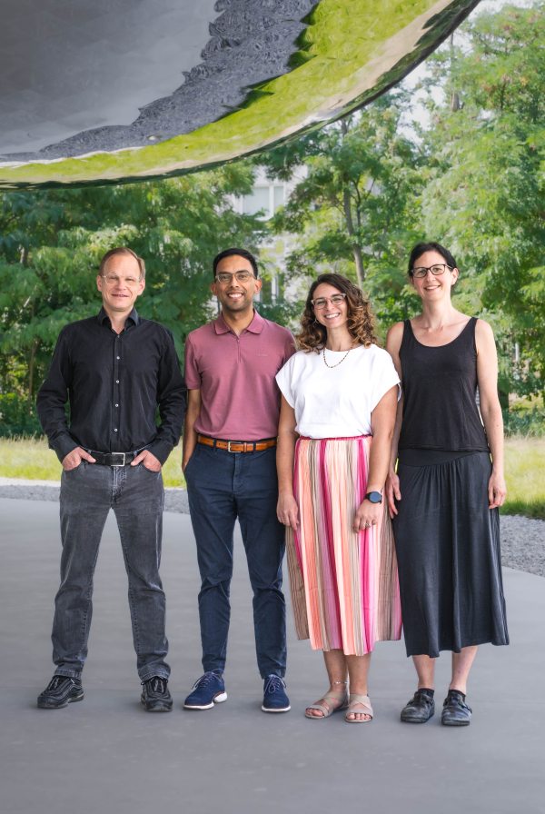 Researchers from the Hippenmeyer group at ISTA: imon Hippenmeyer, Osvaldo Miranda Romero, Fabrizia Pipicelli, and Carmen Streicher.