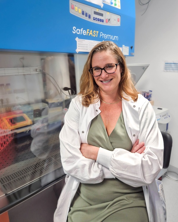 Melissa Stouffer, member of the research team. 