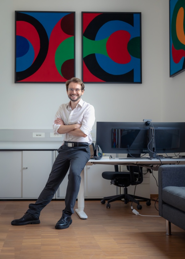 ISTA Assistant Professor Charles Roques-Carmes has been named to MIT Technology Review’s 2026 "Innovators Under 35" list.